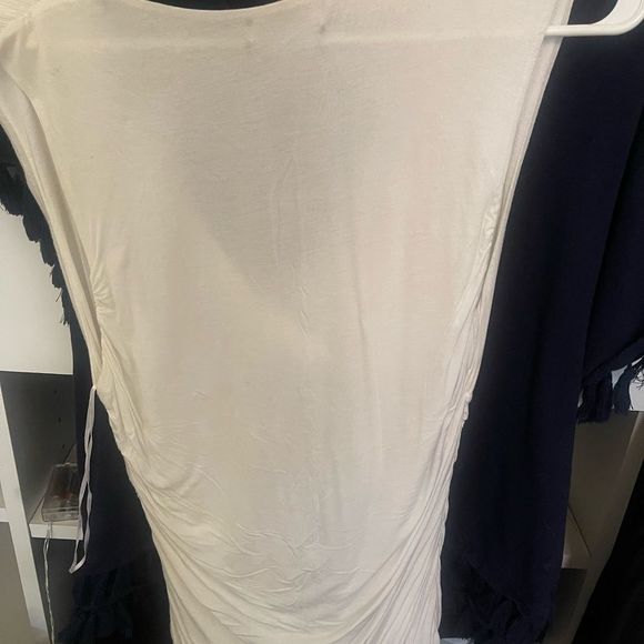 Classy top - Picture 9 of 9